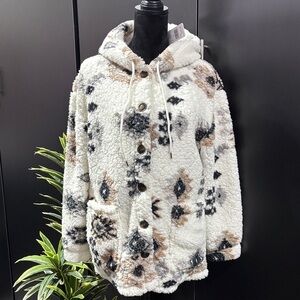Sabrina Lauren Sherpa Hooded button down, front pockets,soft,cozy,teddy jacket